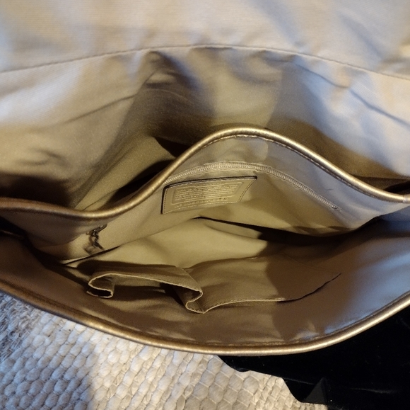 Coach Gold Metallic Signature C Bag - Picture 6 of 9